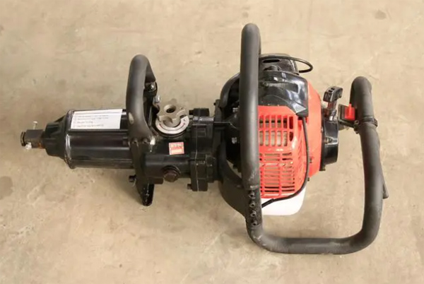 內燃螺栓扳手 內燃螺栓扳手